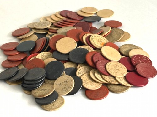 Lot 150 vintage clay - lot,